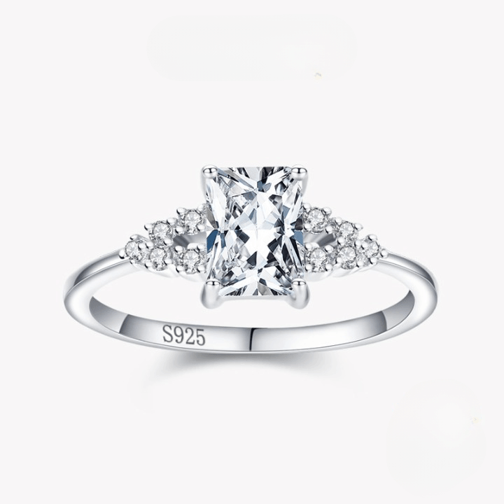 925 Sterling Vintage Cubic Zircon Ring - Unore Jewelry