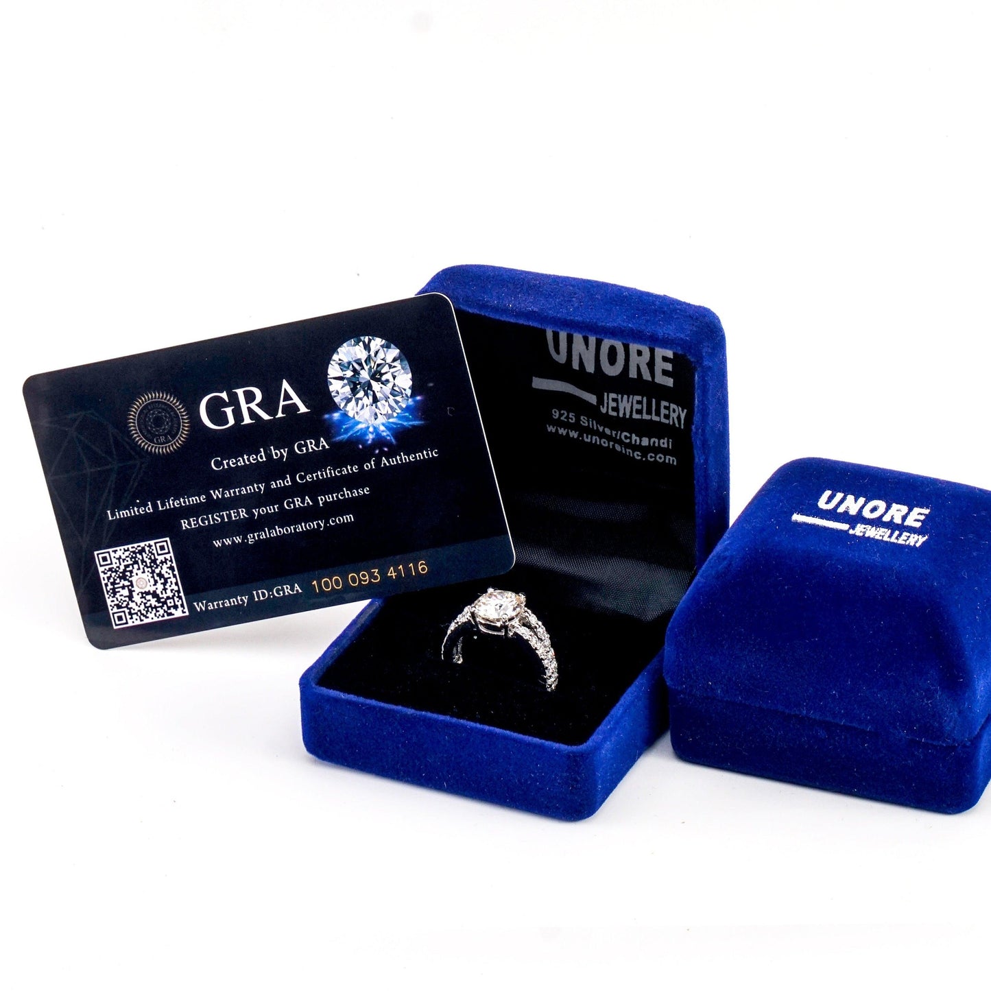 Glimmering Galaxy Moissanite Ring - Unore Jewelry