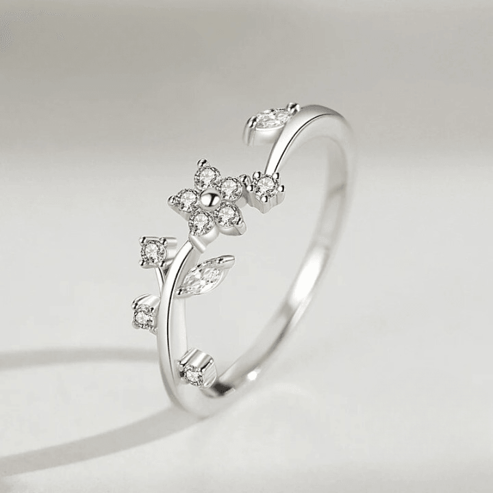 925 Sterling Silver Cubic Flower Ring - Unore Jewelry